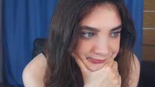 chloemanivong